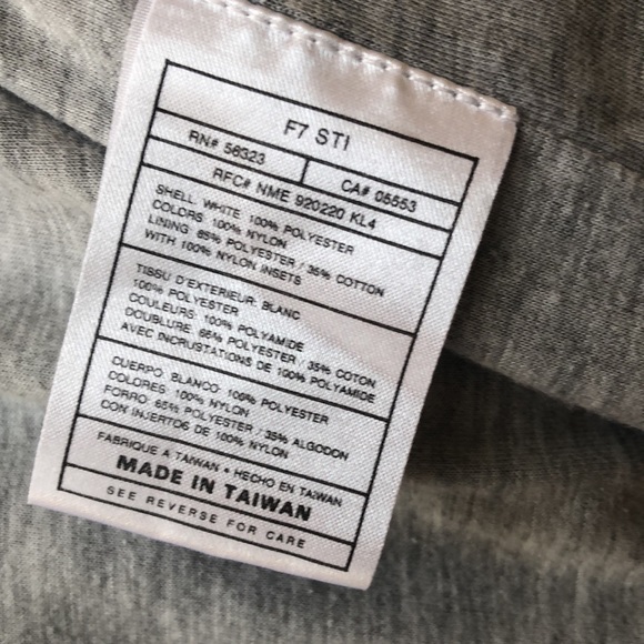 COPY - Women’s VINTAGE Nike Black/Maroon Windbreaker Jacket sz M (8-10) - Picture 9 of 16